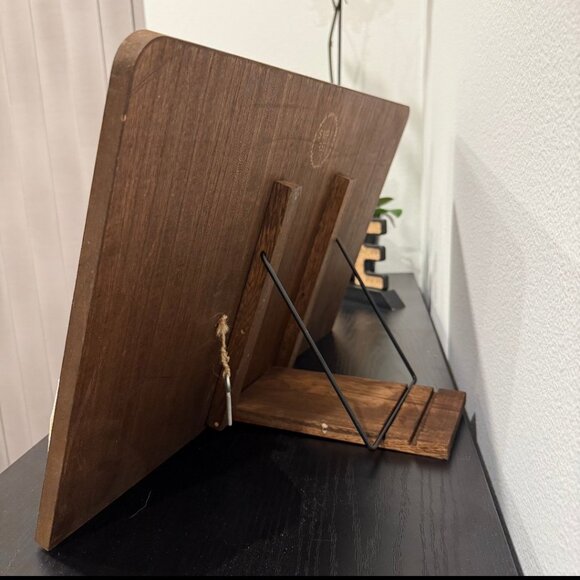 Be Present Wood Cell Phone Holder Board - Picture 6 of 7